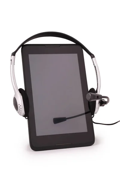 Preto tablet PC e fones de ouvido (caminho Clipping ) — Fotografia de Stock