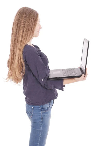 Sonriente estudiante adolescente con ordenador portátil — Foto de Stock