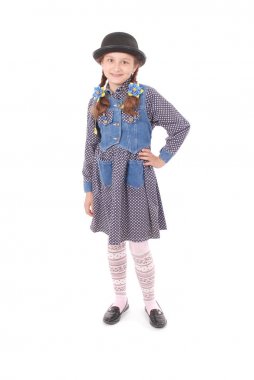 küçük kız gülümseyerek portre