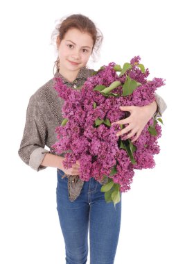 Leylak elinde ile ayakta kız genç