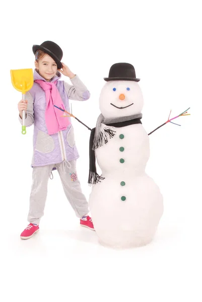 스카프와 모자 눈사람 귀여운 소녀 — 스톡 사진