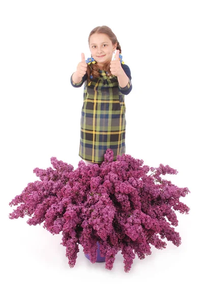 Çekici kız leylak tarafından ayakta