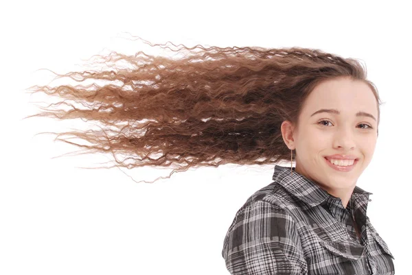 Chica en el viento. Retrato chica cuyo pelo está volando en el viento —  Fotos de Stock