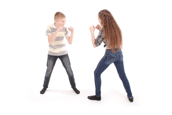 Boy and girl boxing. Two angry children. — Stock Photo, Image