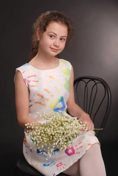 Retrato de adorável sorridente menina — Fotografia de Stock