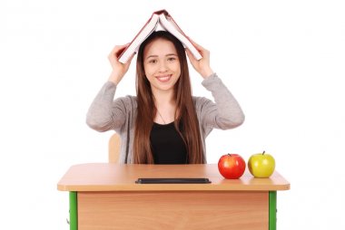 Eğitim, insanlar, genç ve okul kavramı - genç liseli kız 