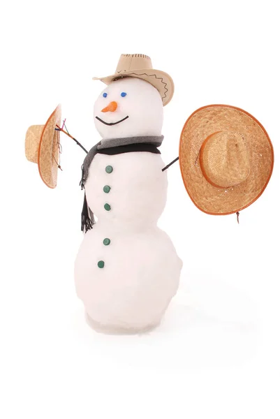 Boneco de neve branco com cachecol e três chapéus . — Fotografia de Stock