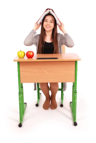 Onderwijs, school, mensen en tiener concept - tiener school meisje — Stockfoto