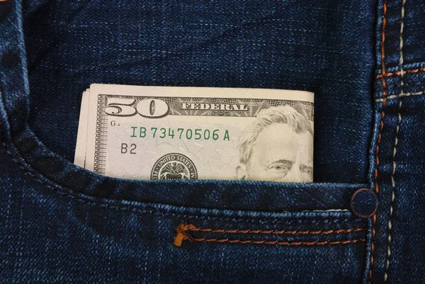 Nakit, mavi kot pantolon cebinde para..