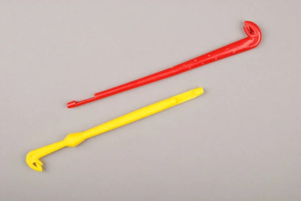 Red and yellow loop tier — Stock Photo, Image