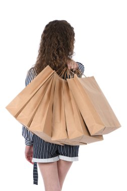 Paketi beyaza ayrılmış bir çocuk