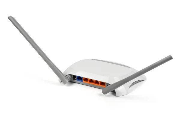 White WI-FI router with two antennas (Clipping path) — Stock Photo, Image