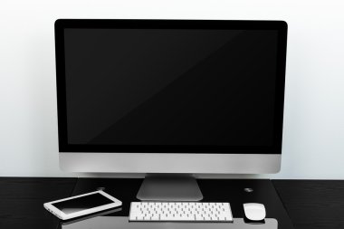 bilgisayar ve smartphone bir tablo 