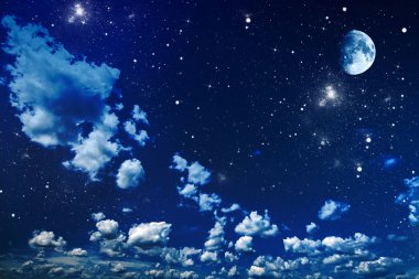 Yıldızlı ve aylı gece gökyüzü