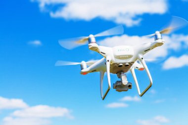 Beyaz dron alanında