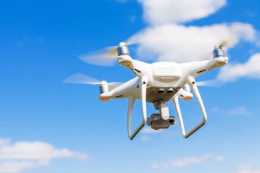 Beyaz dron alanında