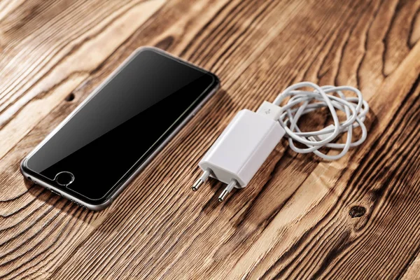 Kablo telefon şarj cihazı 