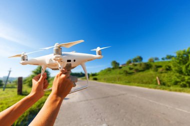 fotoğrafçı drone ile çalışma 