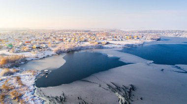 kırsal yavaş yaşayan küçük Irmak.