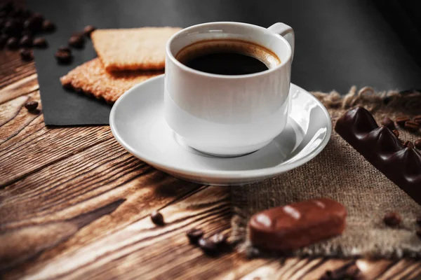 Kaffeetasse Auf Holztisch Nahaufnahme — Stockfoto