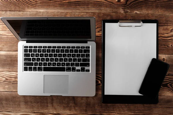 Ovanifrån Att Studera Processen Med Häfte Bok Och Laptop Koppar — Stockfoto