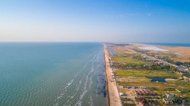 Güzel güneşin doğuşunu Beach.