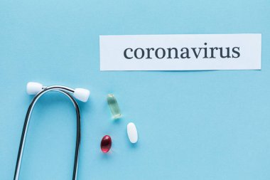 Coronavirus 2019 n-Cov konsepti. Coronavirüs için ilaçlar ve...