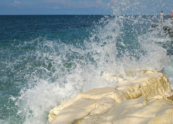 Sea surf på Sortehavet - Stock-foto