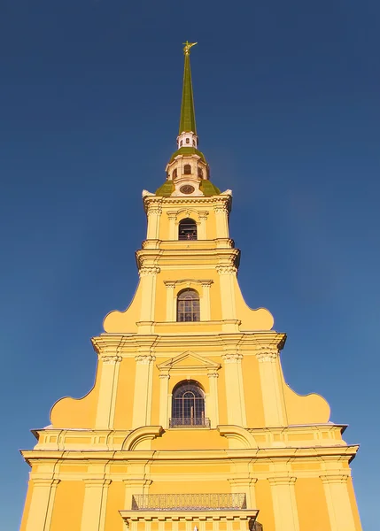 St. Petersburg. Bell tower of Peter and Paul Cathedral — Stock Photo, Image