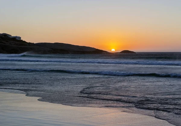 Afryka Południowa Cape Town Piaszczysta Plaża Lundadno Bay Promieniach Zachodzącego — Zdjęcie stockowe