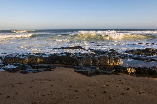 Potężny Surf Wybrzeżu Oceanu Indyjskiego Republice Południowej Afryki — Zdjęcie stockowe