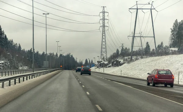 Tráfego Rodoviário Finlândia Dia Inverno Nublado — Fotografia de Stock