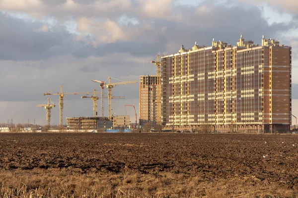 Nowe Budynki Obrzeżach Sankt Petersburga — Zdjęcie stockowe