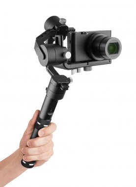 Elinde gimbal dijital fotoğraf makinesi