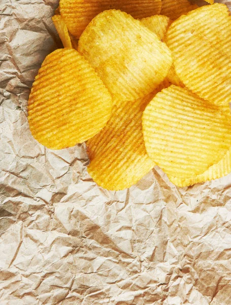 Chips auf Papier — Stockfoto