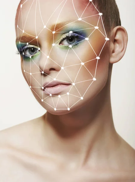 Biometrische Verifizierung. junge Frau. das Konzept einer Technologie — Stockfoto