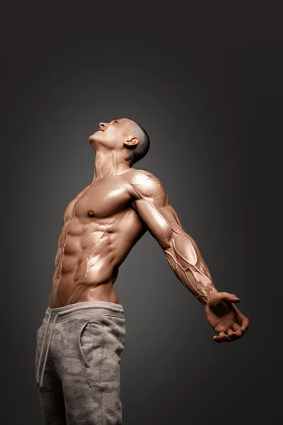 Forte atletica uomo fitness modello busto mostrando sei pack abs . — Foto Stock