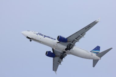 Novosibirsk - 30 Ekim: Boeing 737-800 X-Wing Vp-Bve Yakutya Havayolları Novosibirsk Tolmachevo havaalanına iniş. 30 Ekim 2016 Novosibirsk Rusya'da
