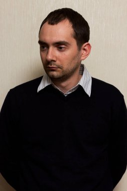 genç adam yüz ifadeleri. 