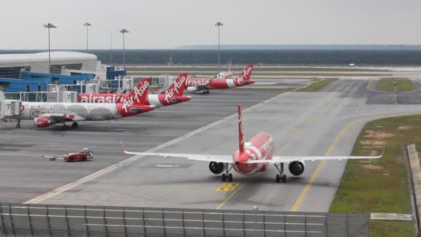 Kuala Lumpur Malaysia Marca 2020 Samoloty Linii Lotniczych Azji Terminalu — Wideo stockowe
