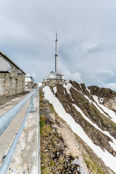Pic du Midi telecast antenn, Frankrike — Stockfoto