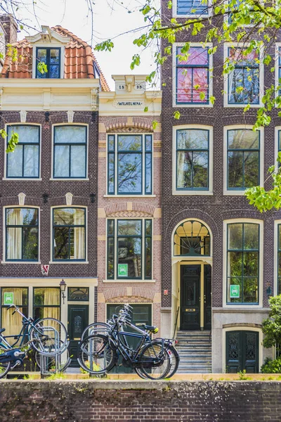 Facades in Amsterdam, Netherlands. — Stock Photo, Image