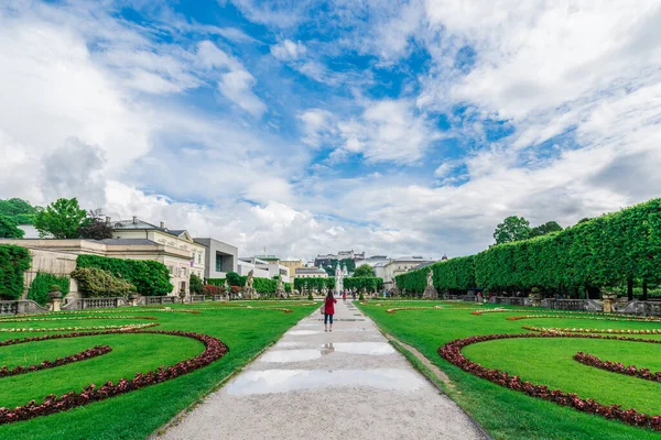 萨尔茨堡 奥地利 2016年5月30日 巴洛克式的米拉贝尔庭院 Mirabellgarten 在萨尔茨堡 奥地利 — 图库照片
