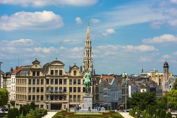 ブリュッセル ベルギー 2014 芸術のマウントを意味の Kunstberg モンデザール はベルギー ブリュッセルの中心部の史跡 — ストック写真