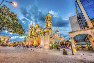 Katedral Bazilikası'nın ve Kutsal Tanrı ve salta, Arjantin mucizesi virgin