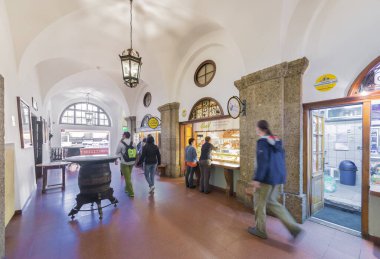 Salzburg, Avusturya - 31 Temmuz 2014: Mulln, Salzburg, Avusturya, Augustiner Brewery Augustinerinnen rahipler tarafından 1621, Salzburg için Bavyera Salzburg Başpiskoposu tarafından denilen kuruldu.