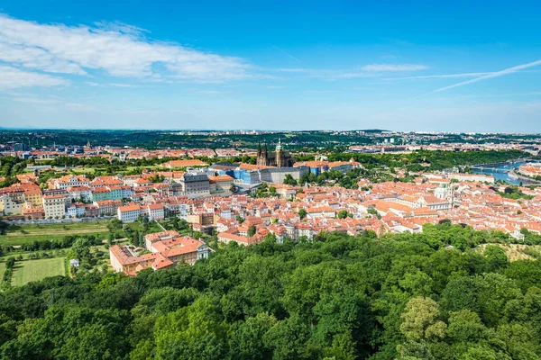 Скайлайн Феттеля Столицы Крупнейшего Города Чехии Исторической Столицы Чехии — стоковое фото
