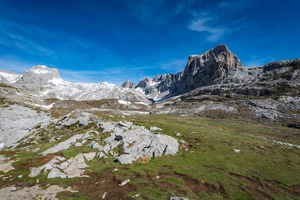 Picos Europa Pics Europe Une Chaîne Montagnes Qui Fait Partie — Photo