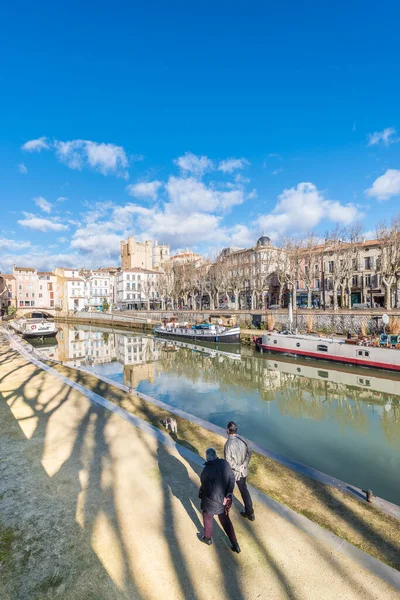 Narbonne França Fevereiro 2016 Canal Robine Passando Pela Cidade Narbonne — Fotografia de Stock