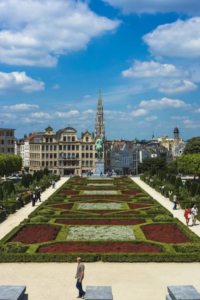 布鲁塞尔 比利时 2014年6月13日 Kunstberg Des 意思登上艺术 是一个历史站点在布鲁塞尔 比利时的中心 — 图库照片